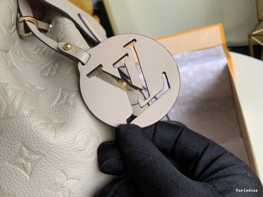 Rep ladies BACKPACK MONTSOURIS VUITTON LOUIS 0808